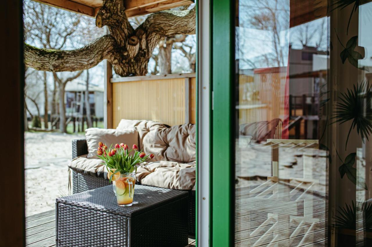Herbals - Tree&Lake Houses With Bath, Sauna, Bikes, Motorboat Мельно Экстерьер фото